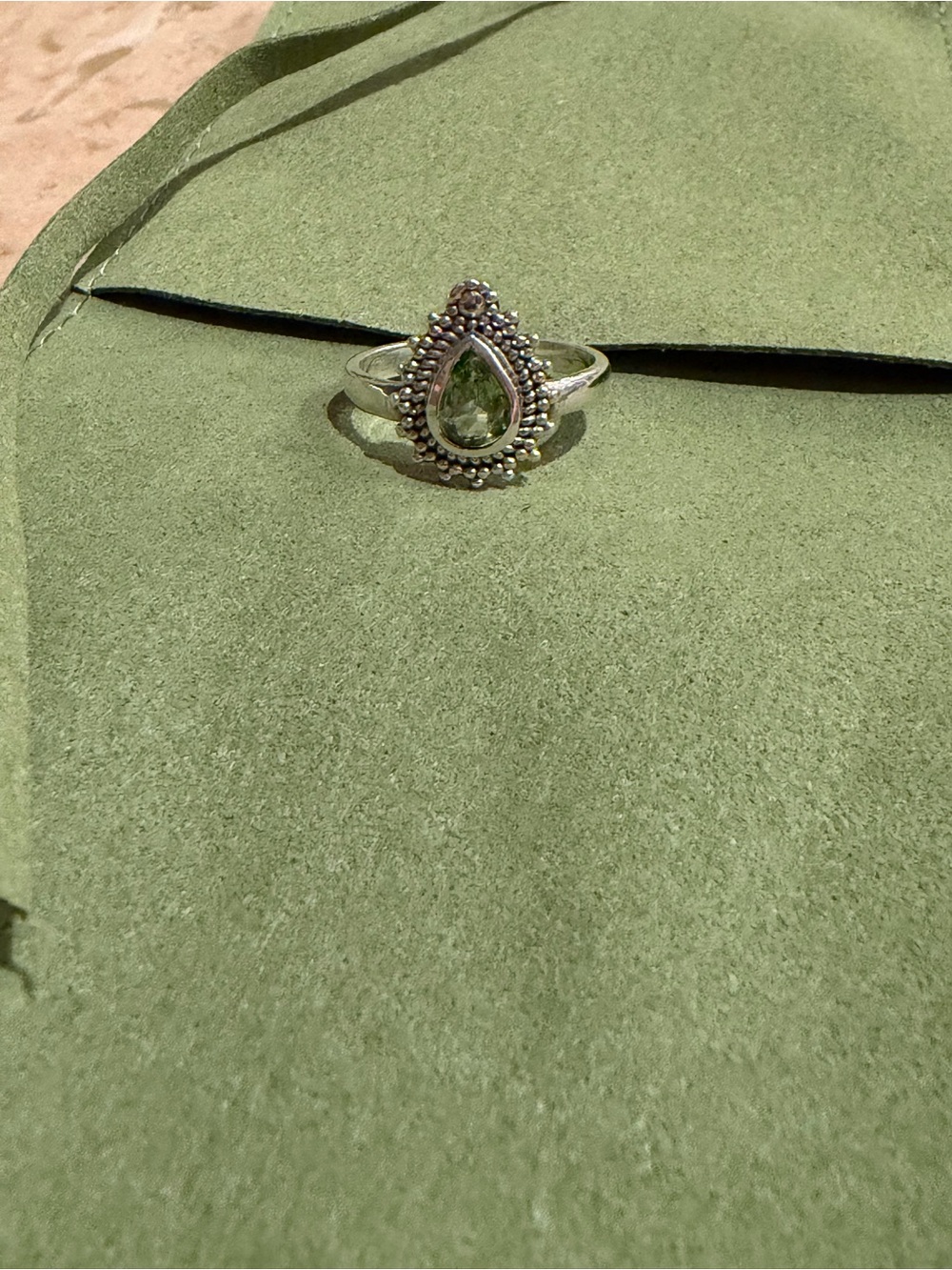 Solid Sterling 925 Silver Teardrop Peridot Ring